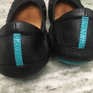 Matte black Tieks